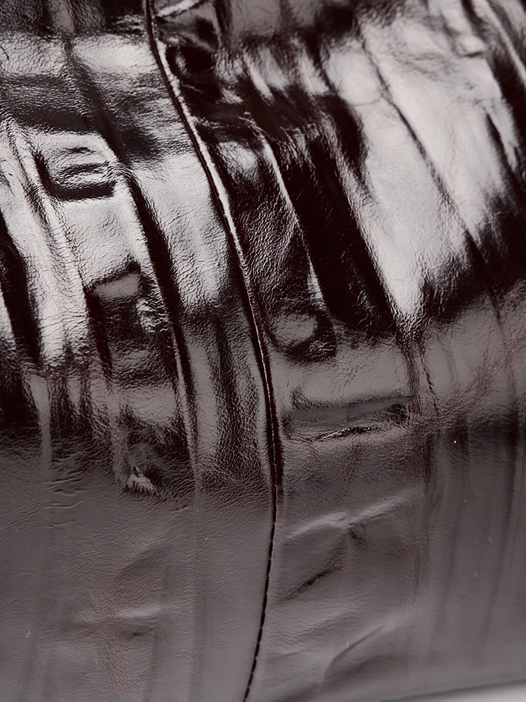 Oil wax leather single-shoulder bag