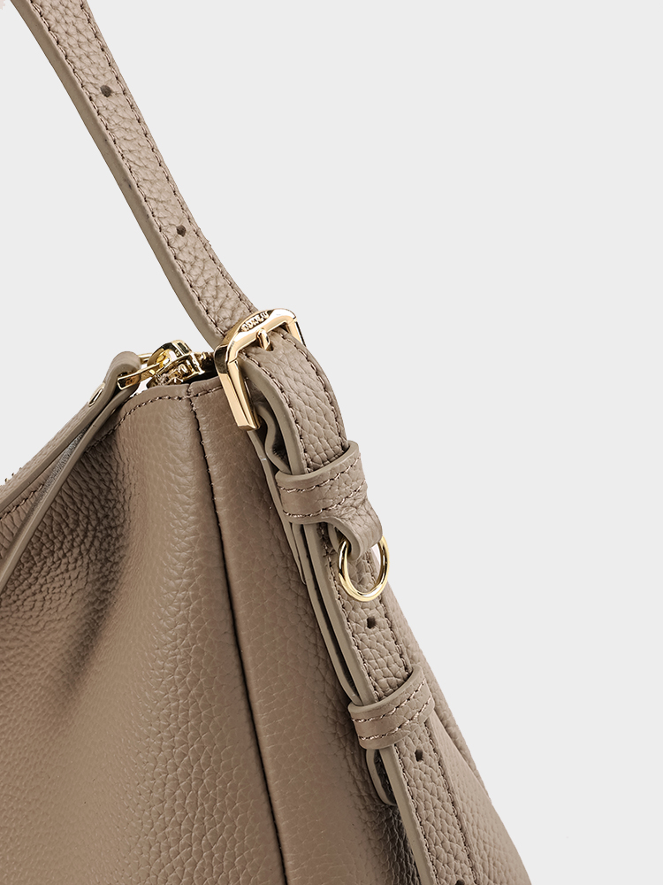 Versatile commuting bag