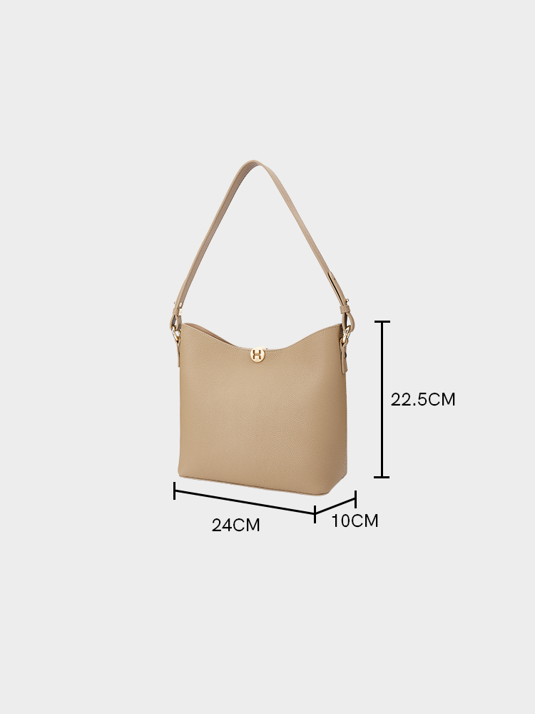 Versatile Bucket Bag
