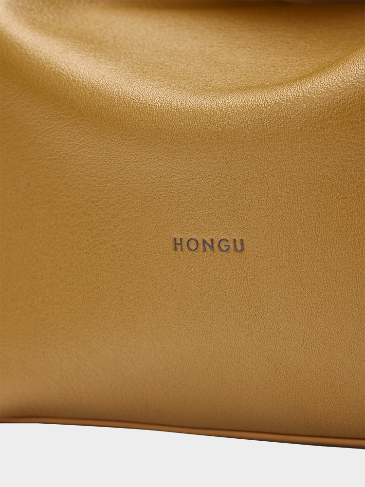 Eaves-Inspired Handheld Bag