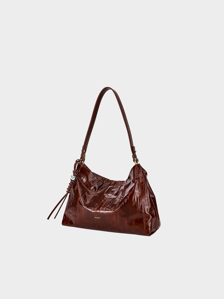 Oil wax single-shoulder bag