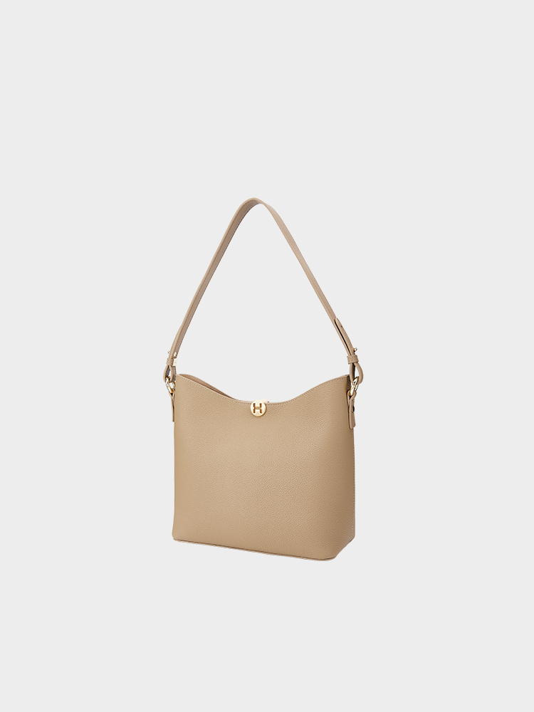 Versatile Bucket Bag