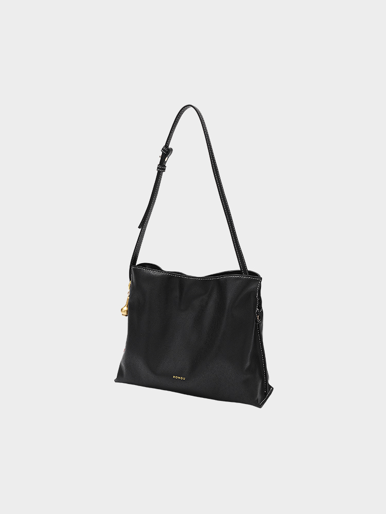 Vegetable-tanned cowhide cloud bag