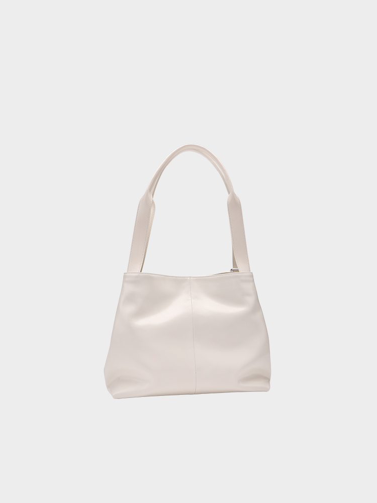 Large-capacity tote bag