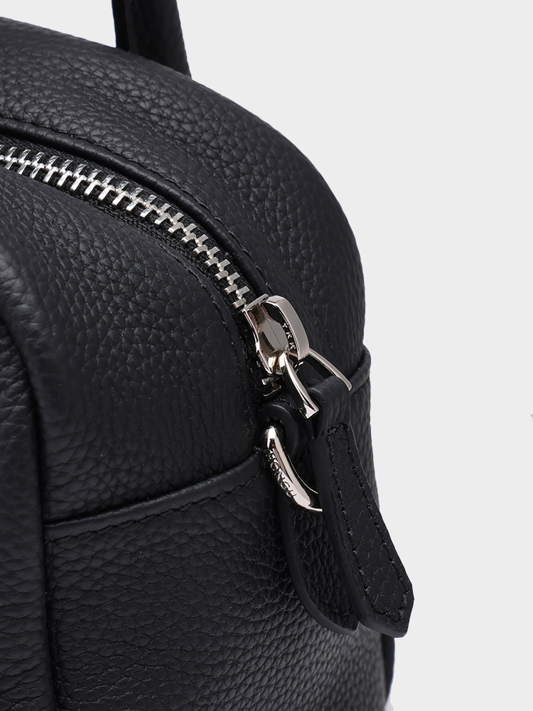 Hand-held Boston bag