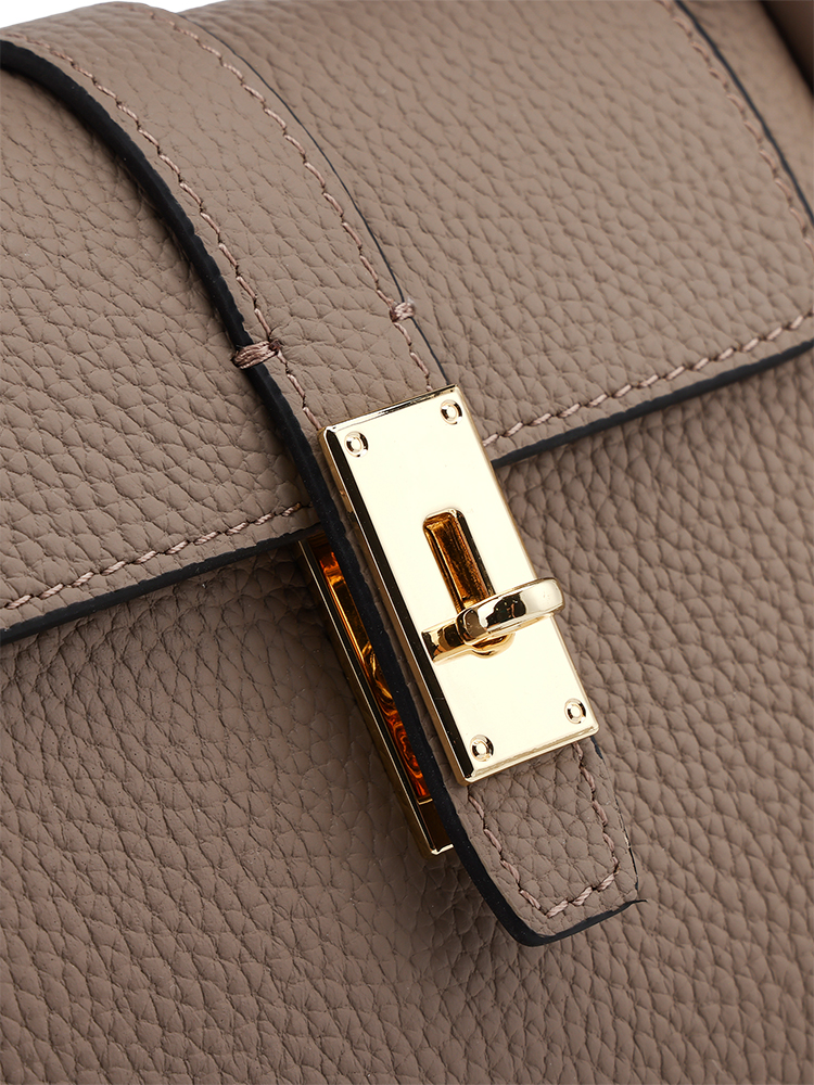 Chic Flap Bag
