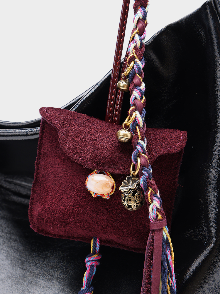 Large-capacity tote bag