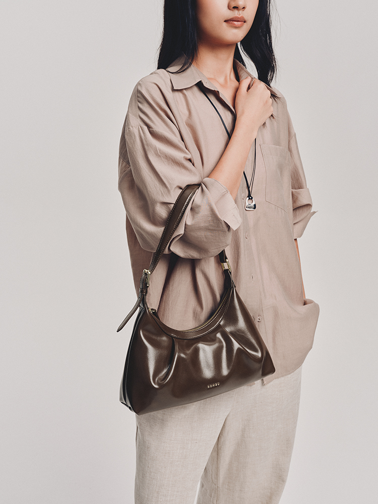 Dumpling Shoulder Bag