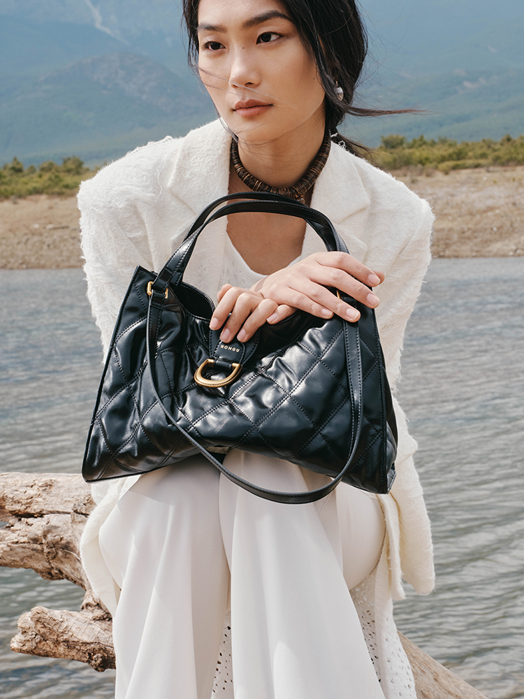 Versatile Quilted Bag