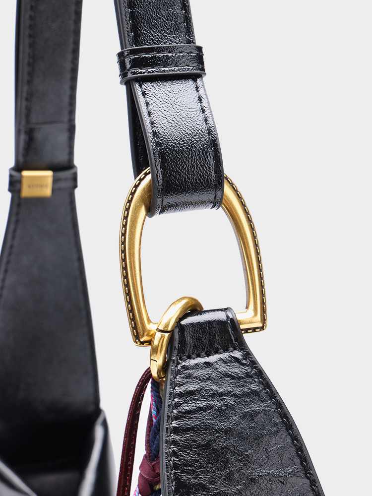 Large-capacity tote bag