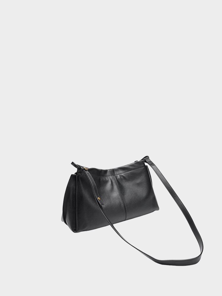 Large-Capacity Commuter Bag