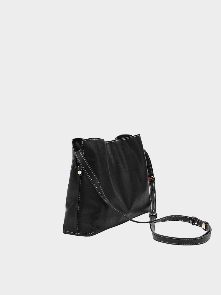 Vegetable-tanned cowhide cloud bag