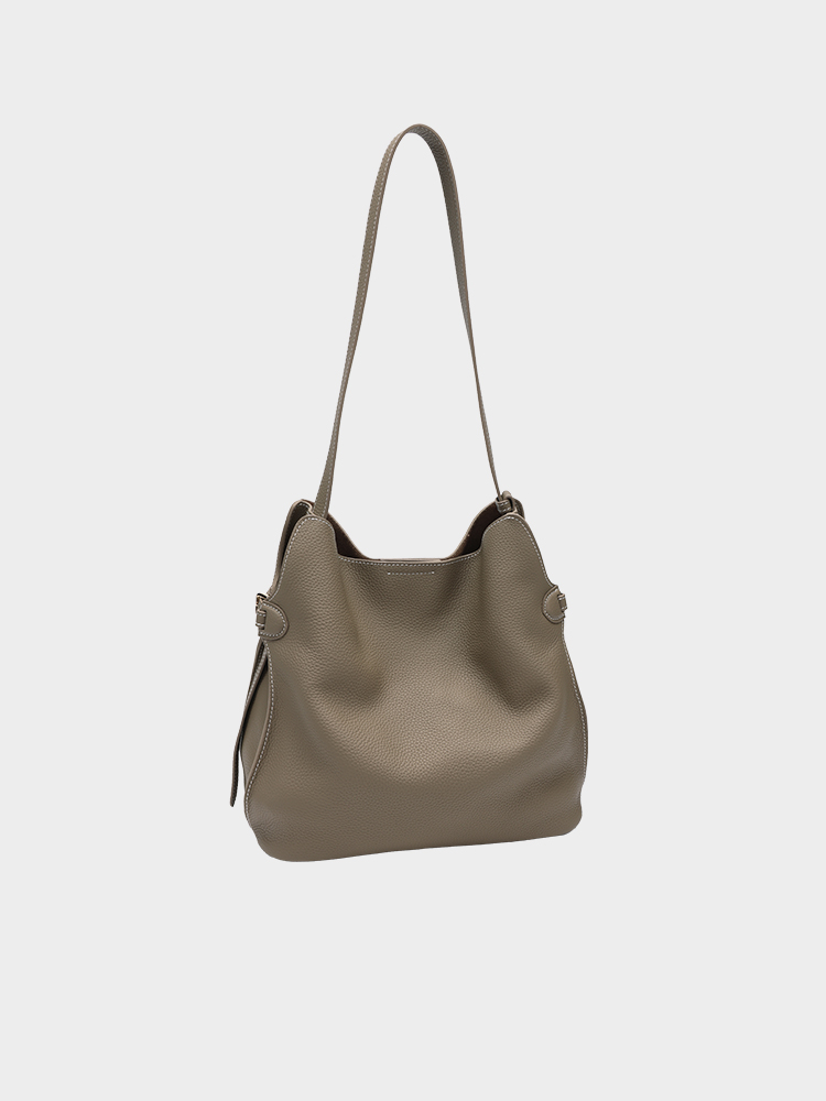 Lazy bucket bag