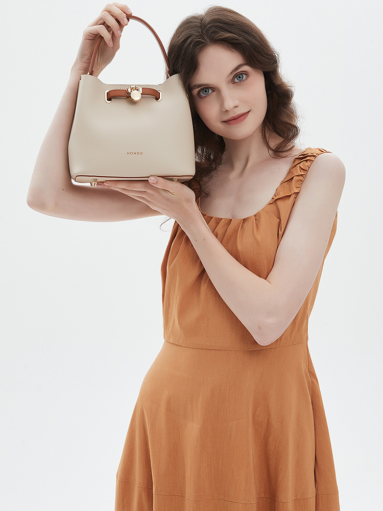 Versatile Bucket Bag