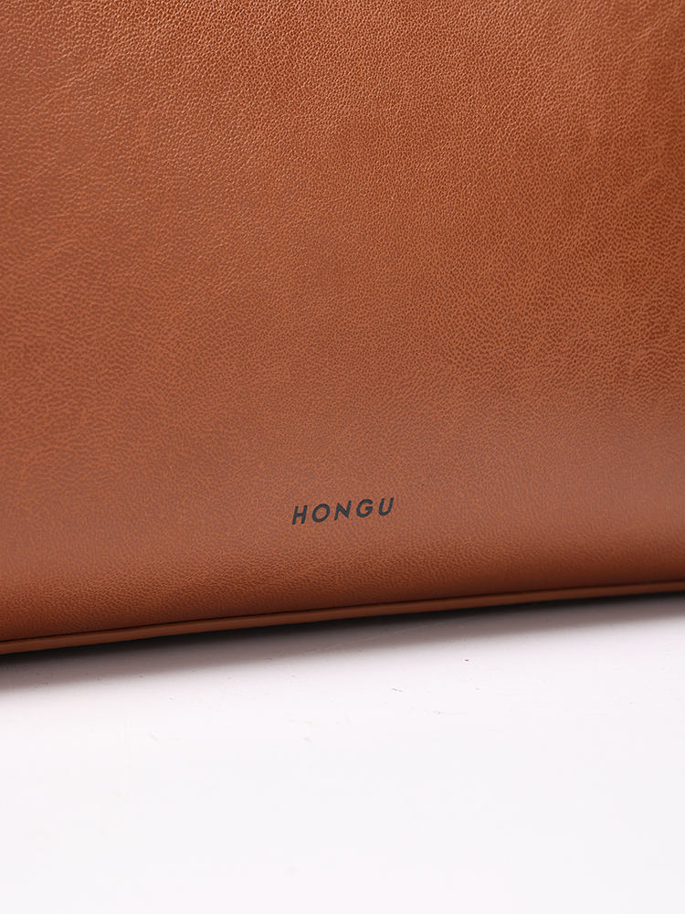 Large-capacity tote bag