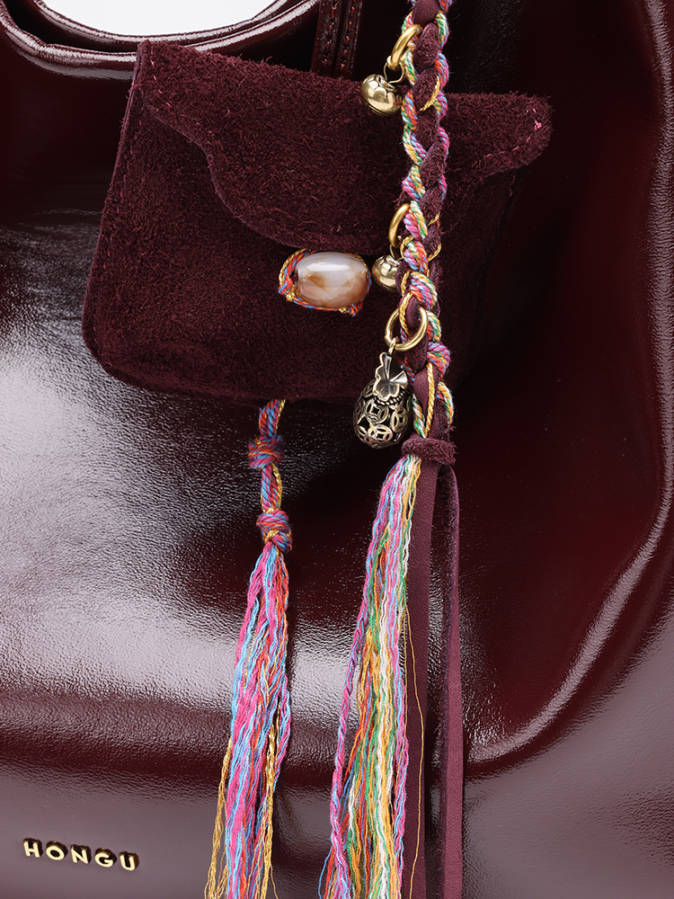 Large-capacity tote bag