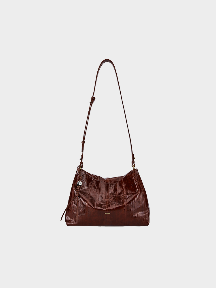 Oil wax single-shoulder bag