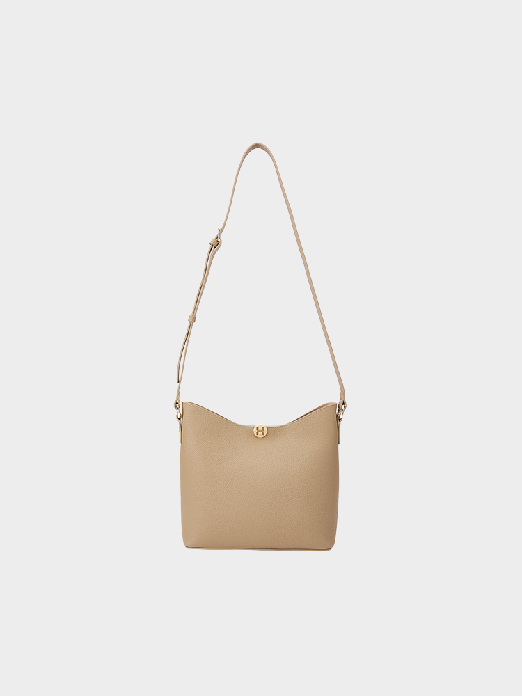 Versatile Bucket Bag
