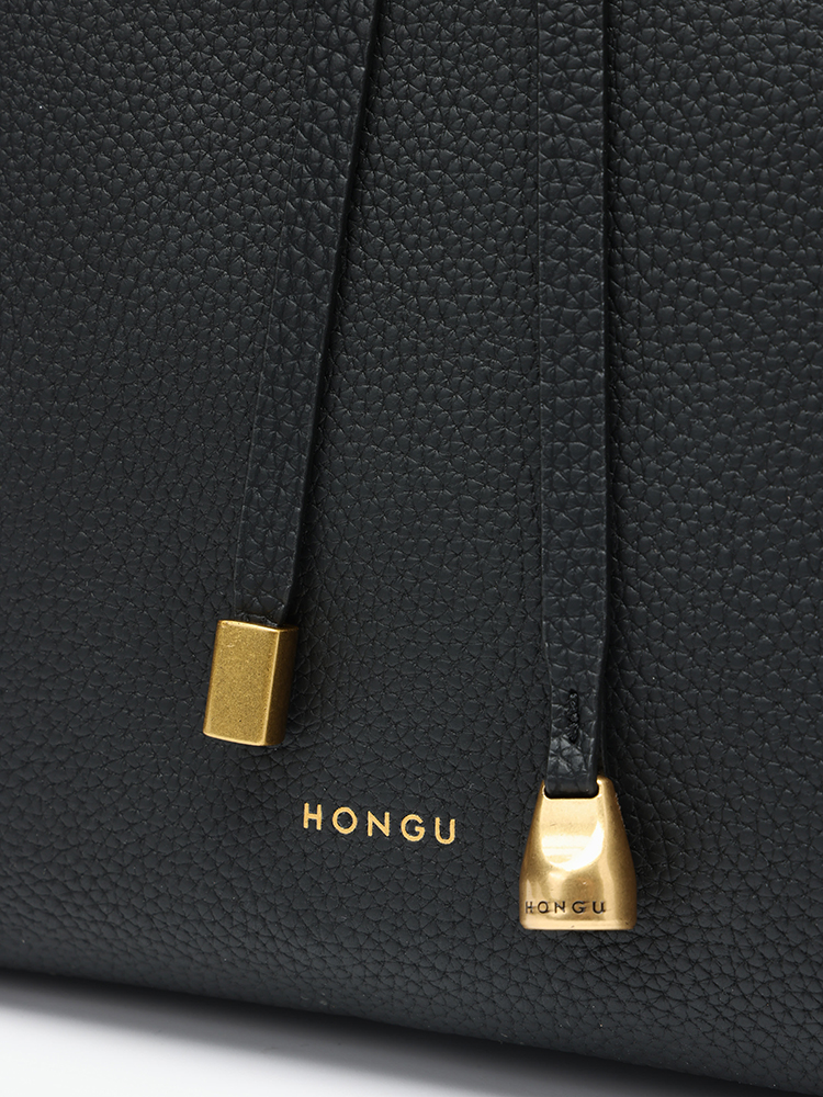 Large-capacity tote bag