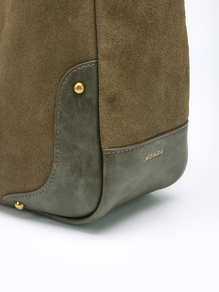 Single-shoulder tote bag