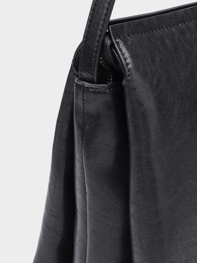 Commuter crossbody bag