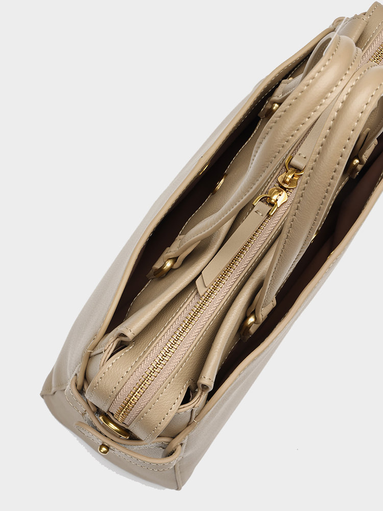 Large-capacity handbag