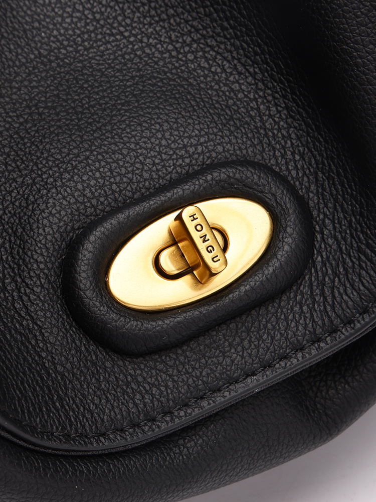 Single-shoulder crossbody bag