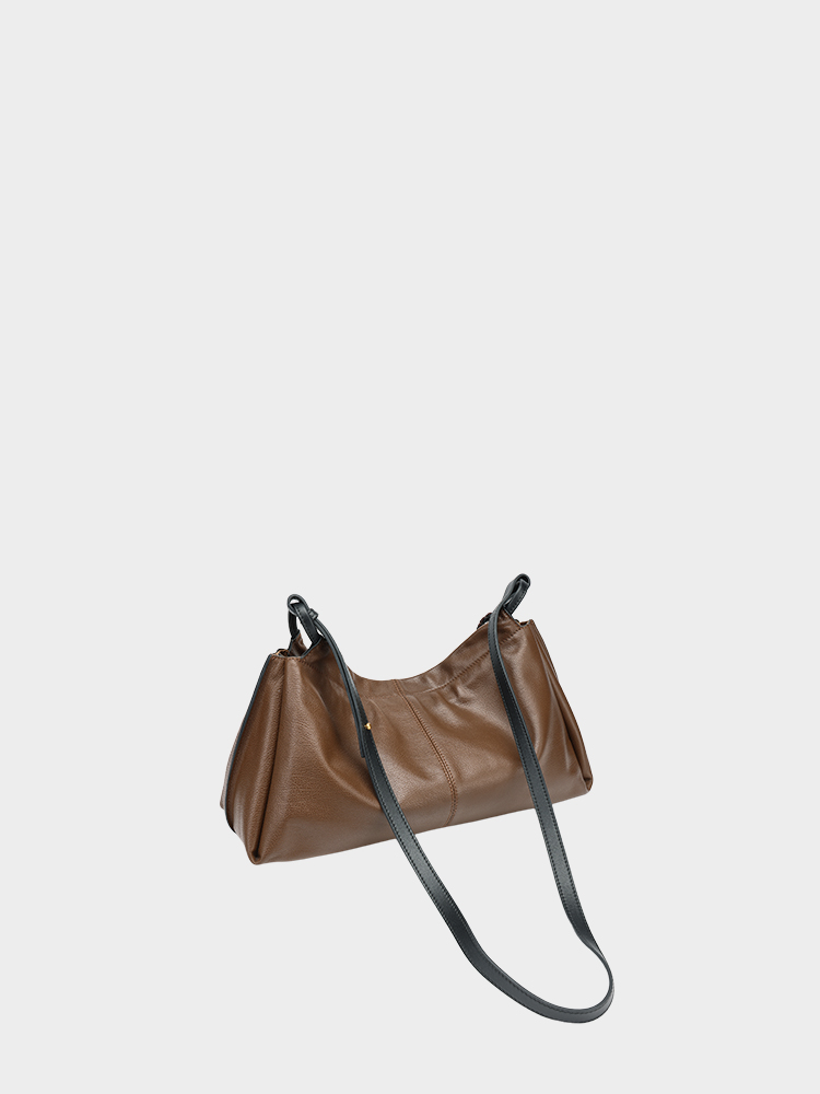 Large-Capacity Commuter Bag