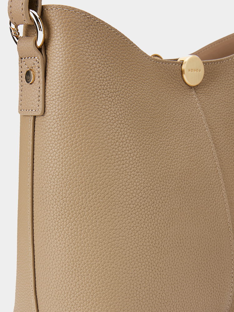 Versatile Bucket Bag