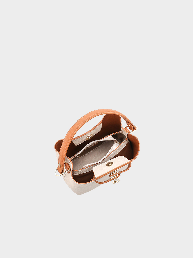 Versatile Bucket Bag
