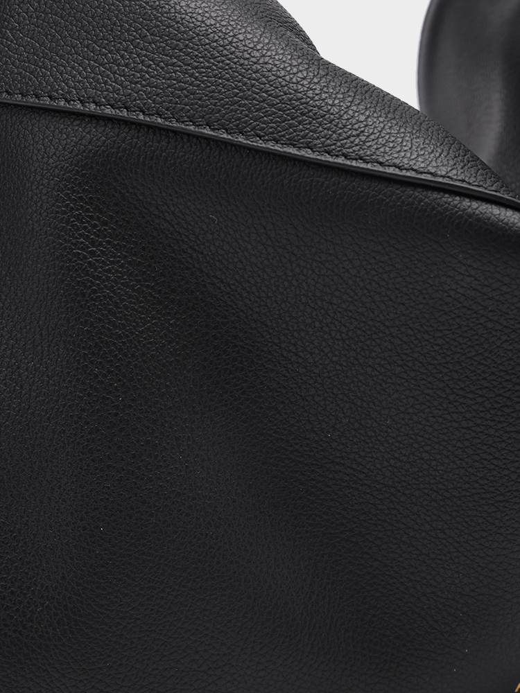 Single-shoulder crossbody bag