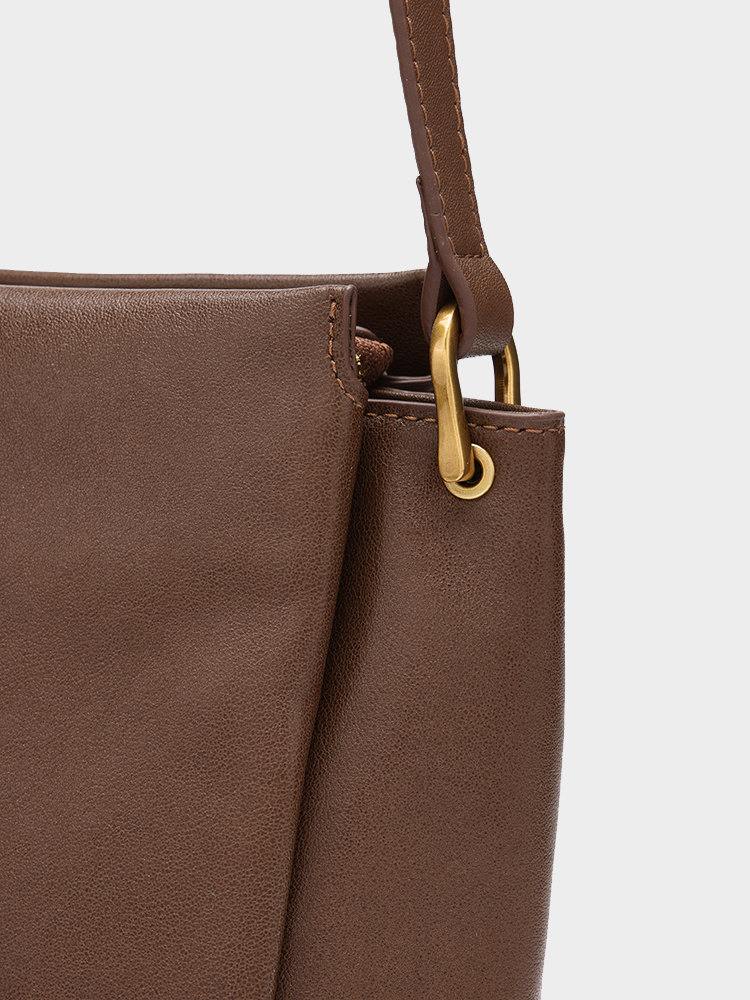Leather tote bag