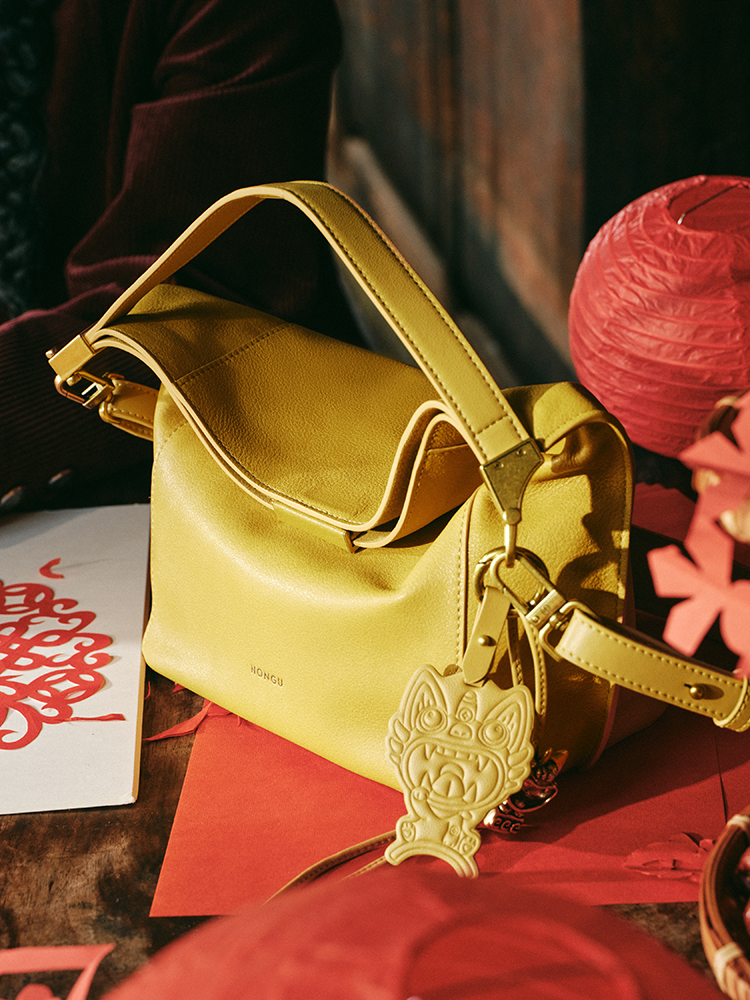 Eaves-Inspired Crossbody Bag