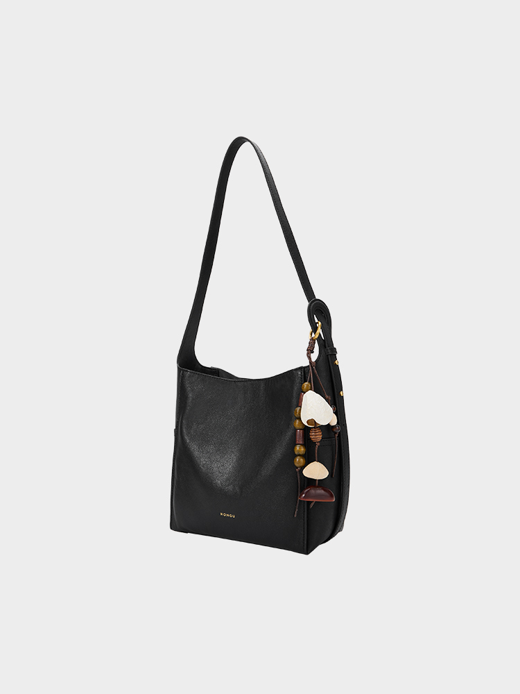 Natural plant shell bucket bag