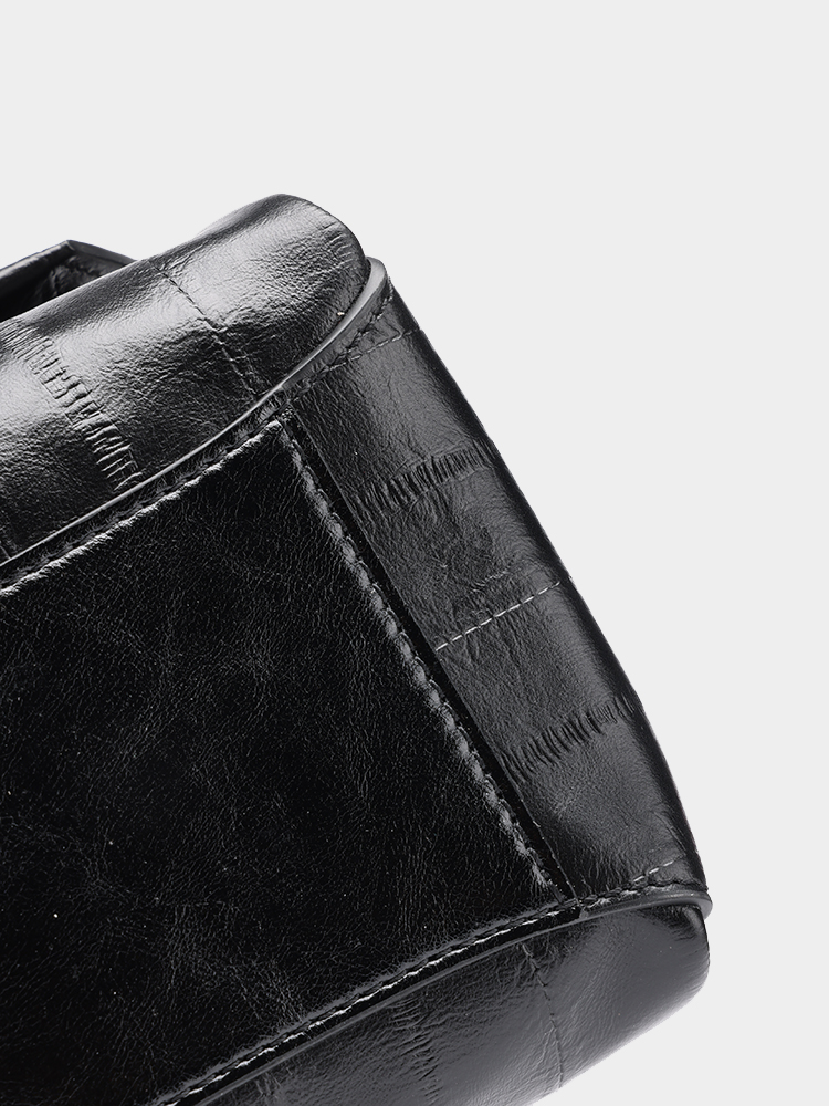 Chain Strap Shoulder Bag