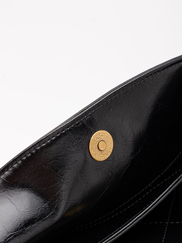 Quilted Flap Chain Crossbody Bag
