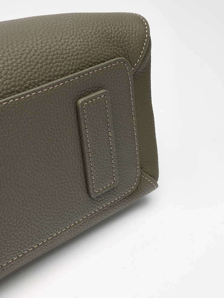 Soft Leather Chain Shoulder Purse