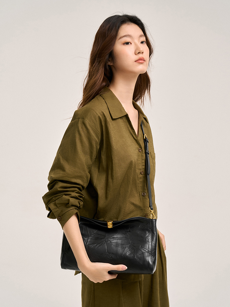 Retro single-shoulder bag