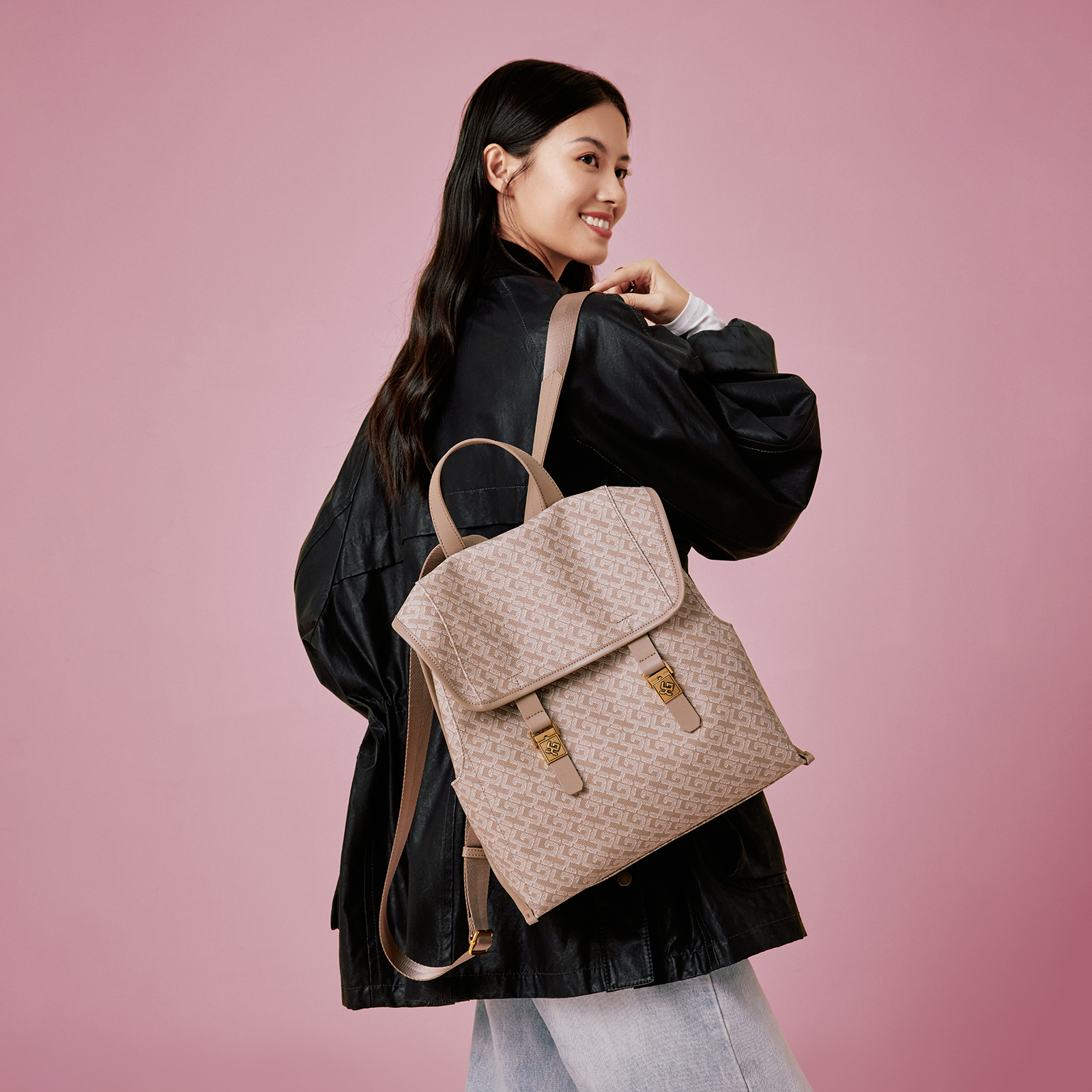 Fashionable Simple Backpack