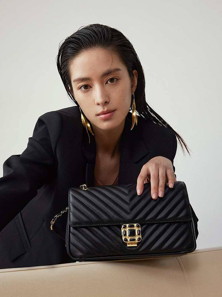 Gem Lock Flap Chain Handbag