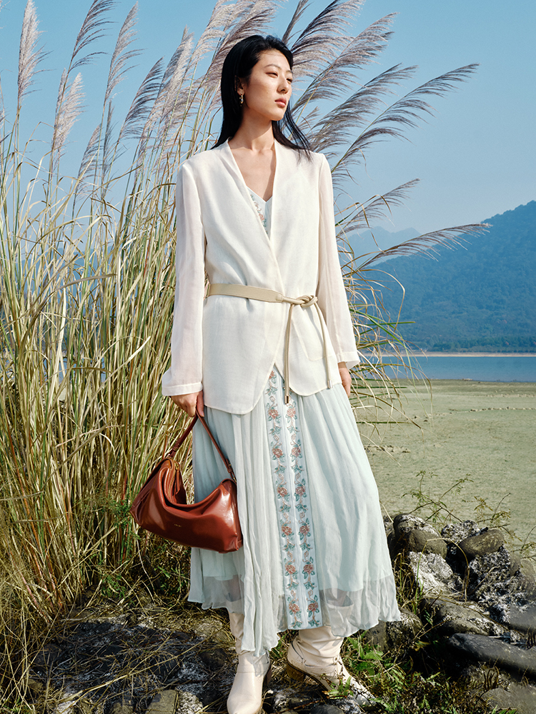 Vegetable-Tanned Leather Crossbody Bag