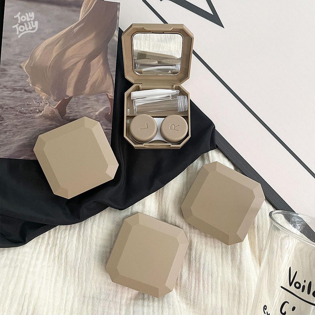 Lussine Lens Case