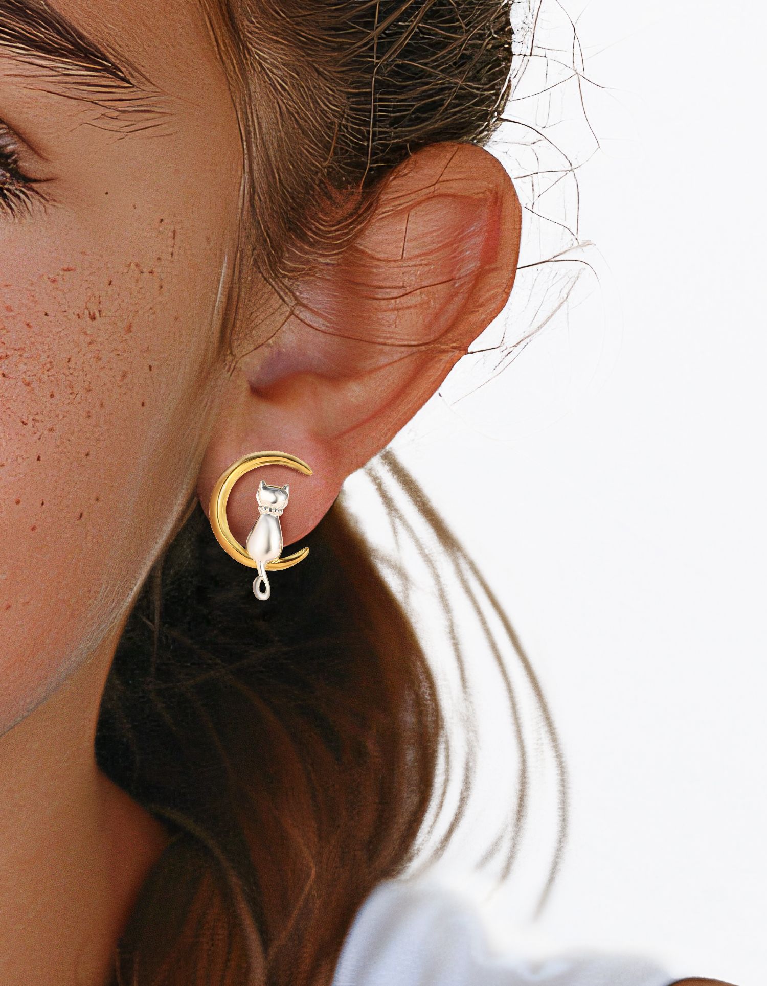 Just Being Cute Cat Earrings for Women, Sterling Silver Stud Earrings Cat Moon Jewelry Gifts for Birthday Christmas