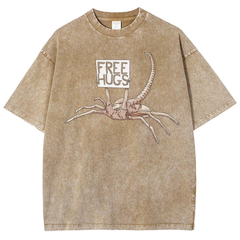 Free Hugs Alien Creature Retro Washed T-Shirt