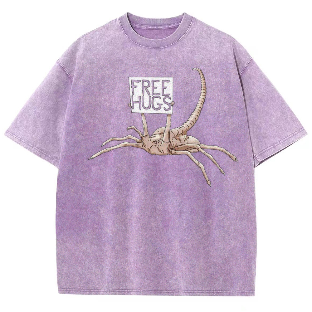 Free Hugs Alien Creature Retro Washed T-Shirt