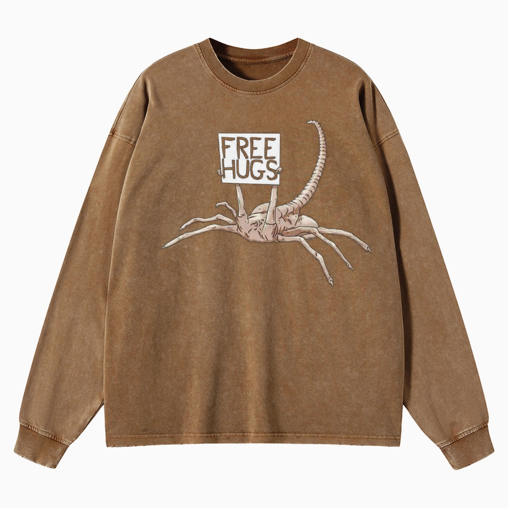 Free Hugs Alien Creature Retro Washed Long-Sleeved T-Shirt 