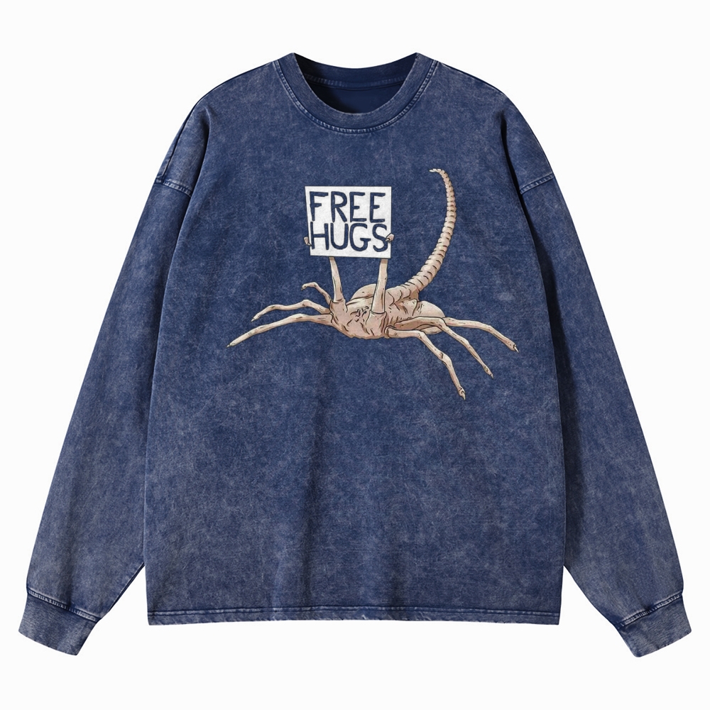 Free Hugs Alien Creature Retro Washed Long-Sleeved T-Shirt 