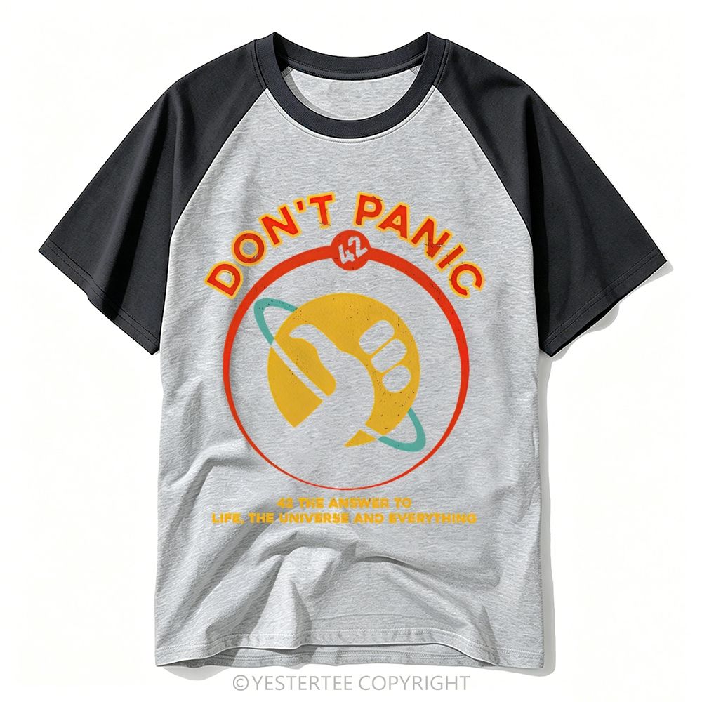 Yestertee Retro Space Don’t Panic Planet Hand Baseball T-shirt 