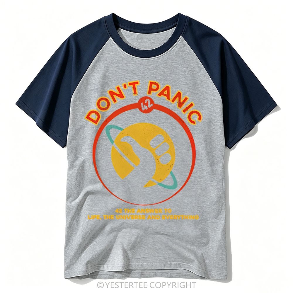 Yestertee Retro Space Don’t Panic Planet Hand Baseball T-shirt 
