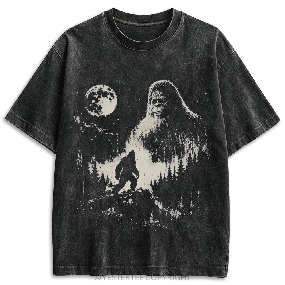 Bigfoot Forest Full Moon Grunge Retro Washed T-shirt 